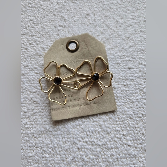 Anthropologie,  Abstract Floral Earrings, Gold Tone/Brown, NEW! - Picture 3 of 3